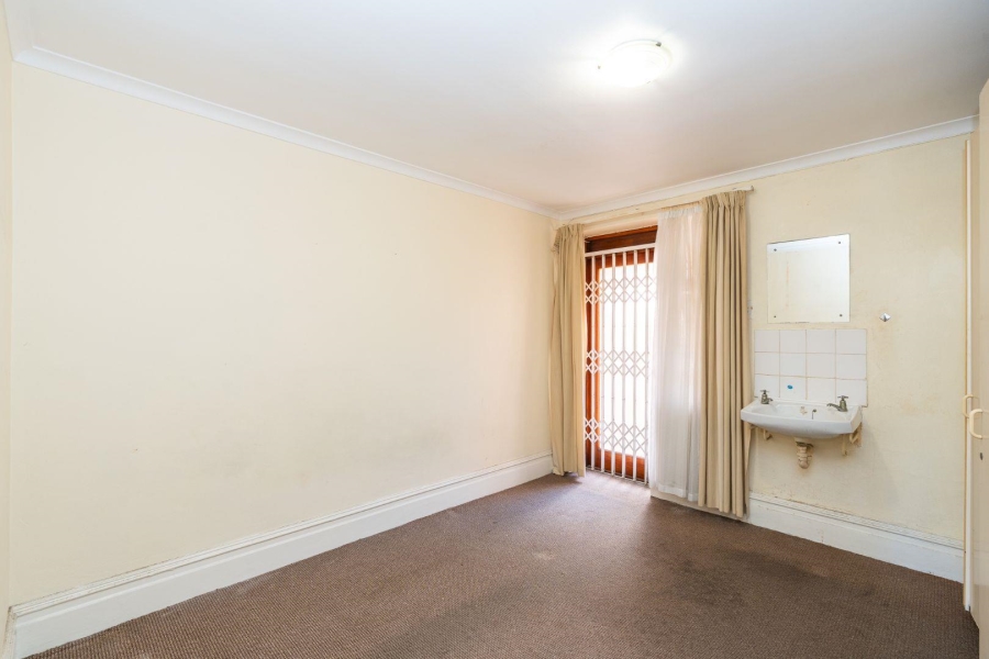 4 Bedroom Property for Sale in Bantry Bay Western Cape